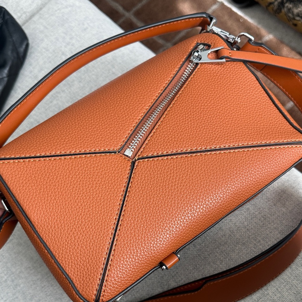 Box crossbody Bag - Picture 4 of 6
